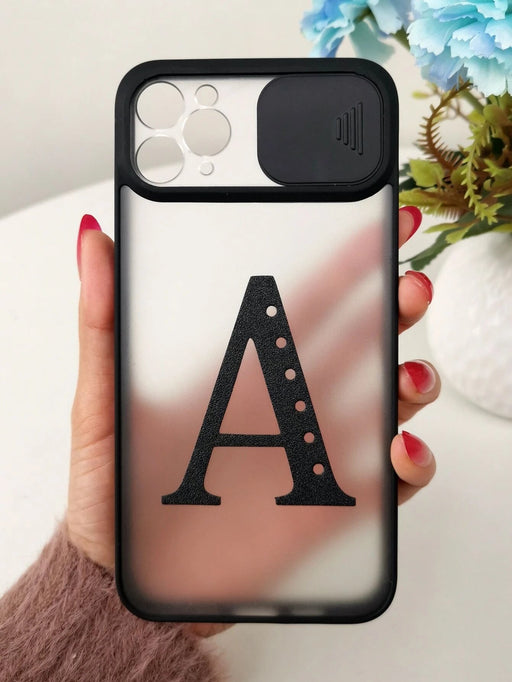 Shein Funda para teléfono con diseño de letra M y cubierta deslizante para cámara - Quierox - Tienda Online