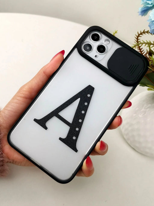 Shein Funda para teléfono con diseño de letra M y cubierta deslizante para cámara - Quierox - Tienda Online