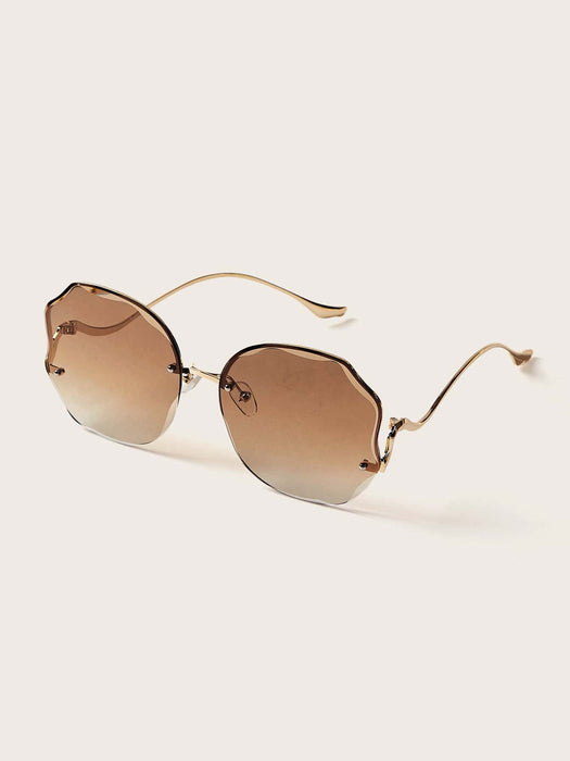 SHEIN Gafas de sol de plástico extragrandes, sin marco y de diseño - Quierox - Tienda Online