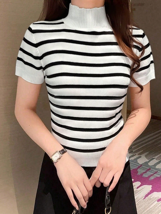 SHEIN Gaivellea Top de punto ajustado con cuello alto y estampado de rayas - Quierox - Tienda Online