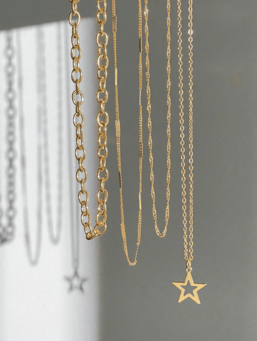 Shein Goth 4 piezas Conjunto de joyas con collar de cadena con colgante de estrella estilo punk dorado de moda - Quierox - Tienda Online