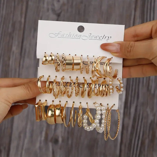 Shein Juego de 18 pares de pendientes de aro de aleación, elegantes y sexys, adornados con perlas de imitación - Quierox - Tienda Online