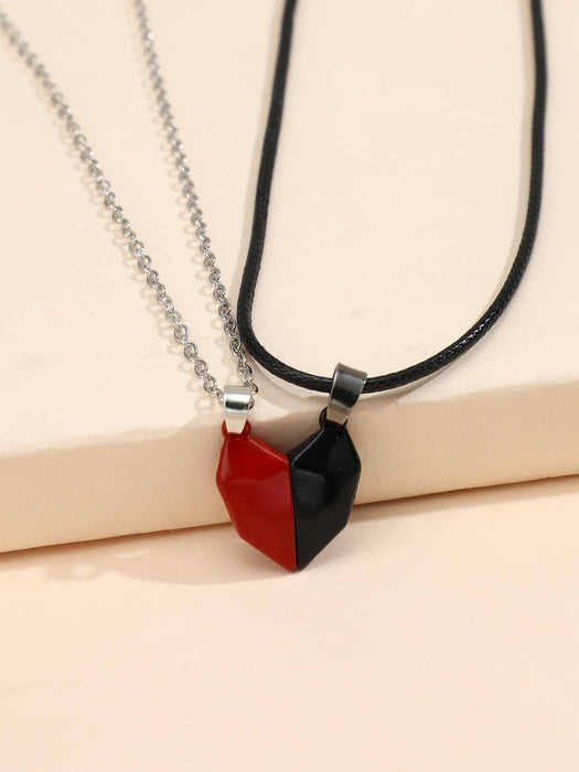 Shein Juego de 2 collares con dijes de corazón magnéticos para parejas - Quierox - Tienda Online