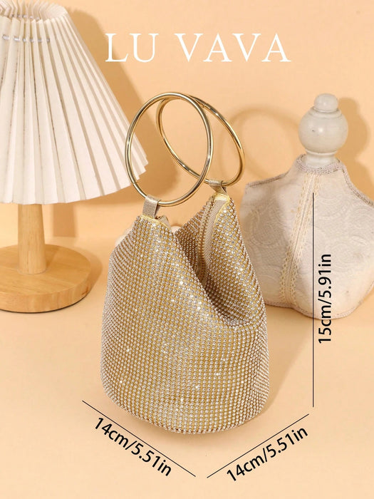 SHEIN LU VAVA Bolso de mano con base de aluminio brillante y detalles de cristal tejido en color dorado - Quierox - Tienda Online