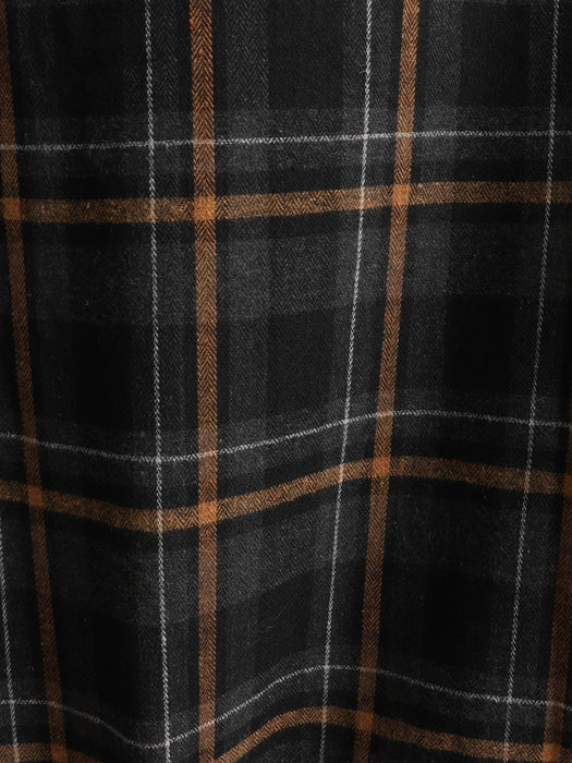 SHEIN Manfinity Homme Camisa casual de manga larga con cuello y estampado a cuadros - Quierox - Tienda Online