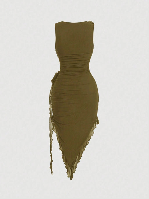 SHEIN MOD Vestido ajustado sin mangas fruncido con dobladillo asimétrico y decoración de flores 3D - Quierox - Tienda Online