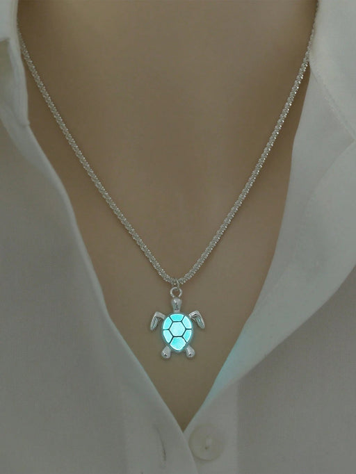 Shein Nooxian 1 pieza Collar de cadena retorcida brillante de cobre - Quierox - Tienda Online