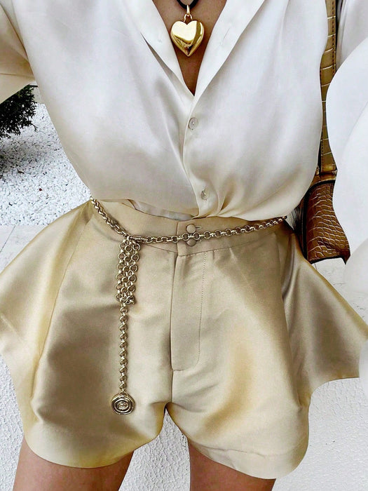 SHEIN Pantalones cortos de satén con borde acampanado de moda - Quierox - Tienda Online