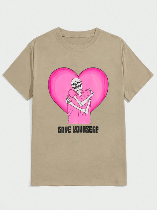 SHEIN POMOi ROMWE MEN Camiseta Gráfica Para Hombre Con Corazones Y Calaveras - Quierox - Tienda Online