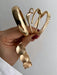 SHEIN Set de 5 pulseras anchas de metal dorado con diseño geométric - Quierox - Tienda Online