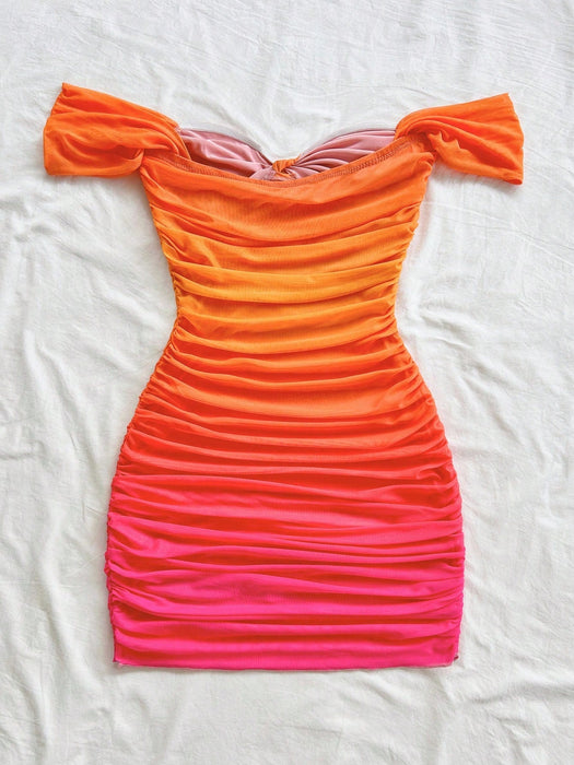 SHEIN Soleia Vestido de punto de malla con estampado de degradado - Quierox - Tienda Online