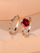 SHEIN Vanel Set de 2 anillos con garra incrustada con corazón rojo y zirconia - Quierox - Tienda Online