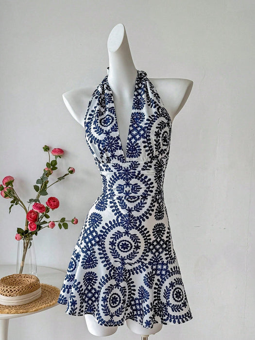 Shein Vestido corto halter sin espalda con estampado integral y estilo casual para mujer de INAWLY - Quierox - Tienda Online