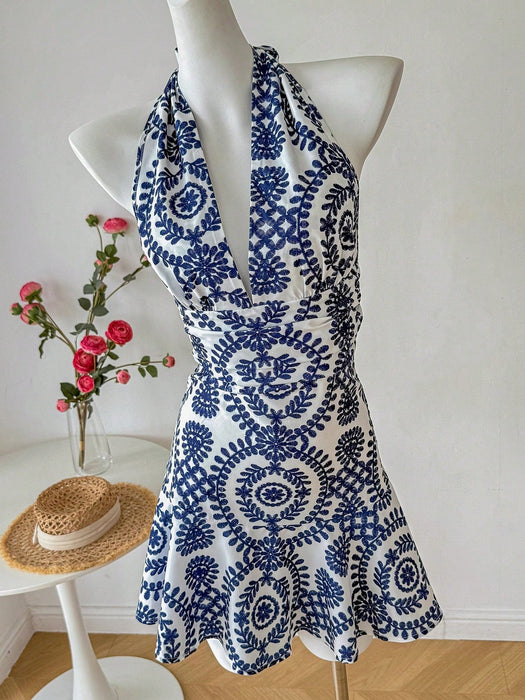 Shein Vestido corto halter sin espalda con estampado integral y estilo casual para mujer de INAWLY - Quierox - Tienda Online