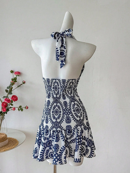 Shein Vestido corto halter sin espalda con estampado integral y estilo casual para mujer de INAWLY - Quierox - Tienda Online