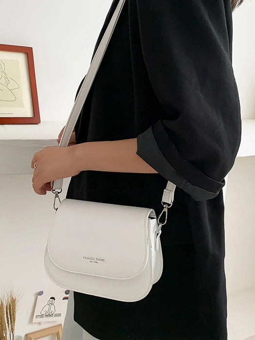 SHEIN Yogodlns Bolsa de sillín ligera, informal, con detalle de letras - Quierox - Tienda Online