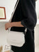 SHEIN Yogodlns Bolsa de sillín ligera, informal, con detalle de letras - Quierox - Tienda Online