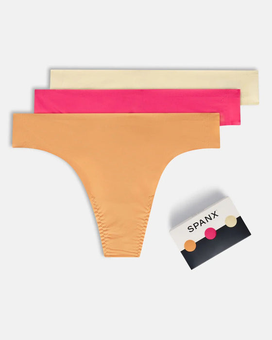 SPANXsmooth ™ Se adapta a ti Caja de 3 tangas - Quierox - Tienda Online