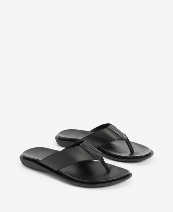 Sandalias planas de cuero negro Kenneth Cole Sand