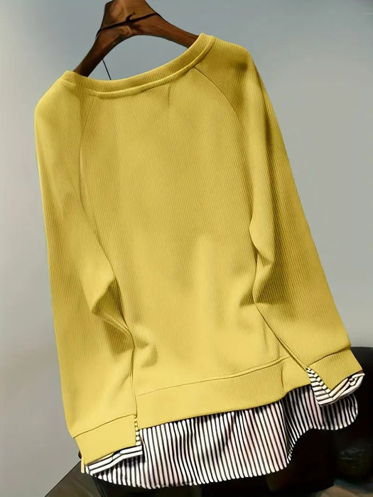 Sudadera de mujer color mostaza con mangas a rayas en contraste - Quierox - Tienda Online