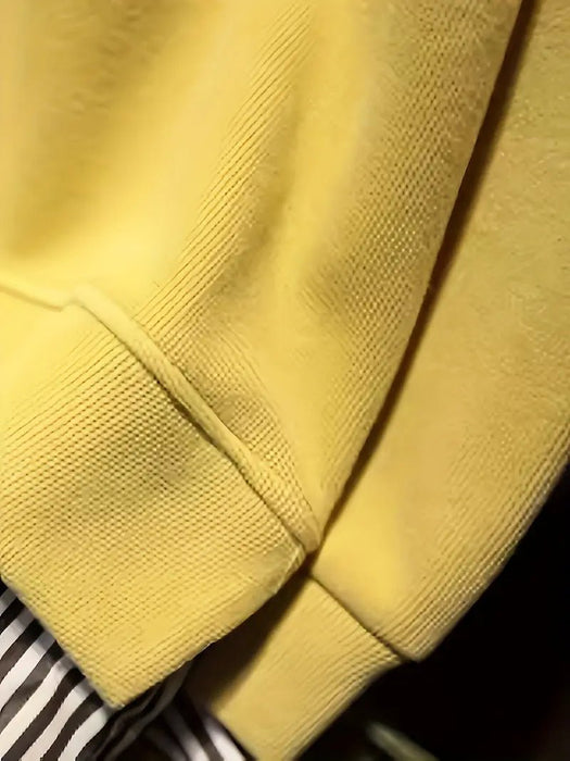 Sudadera de mujer color mostaza con mangas a rayas en contraste - Quierox - Tienda Online