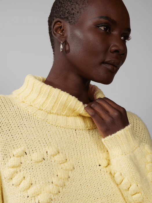 Suéter de cuello alto con corazón y pompón - Quierox - Tienda Online