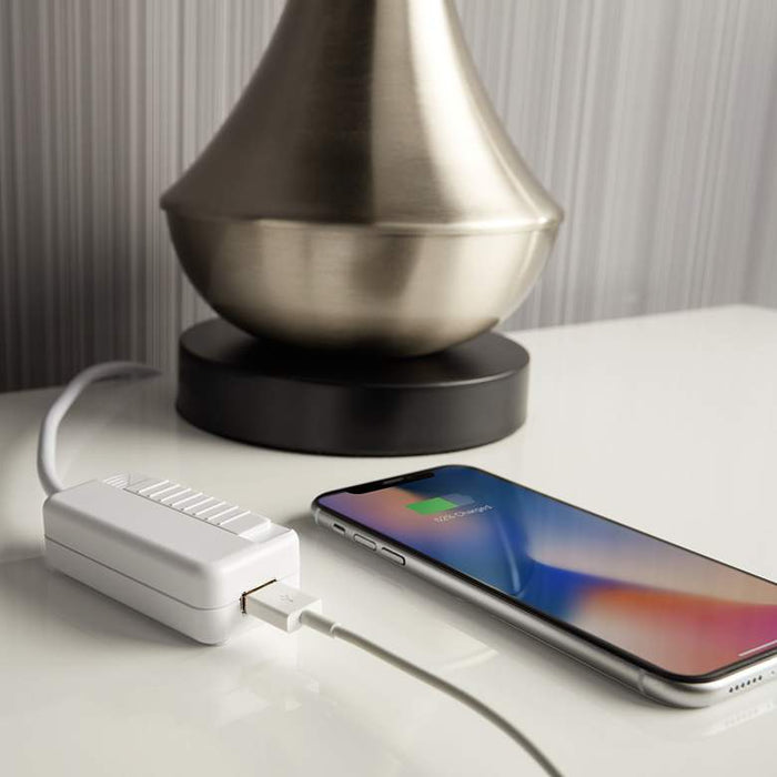 Tesler Regulador de intensidad de sobremesa con acabado blanco para bombillas CFL/LED, enchufable y con puerto USB - Quierox - Tienda Online