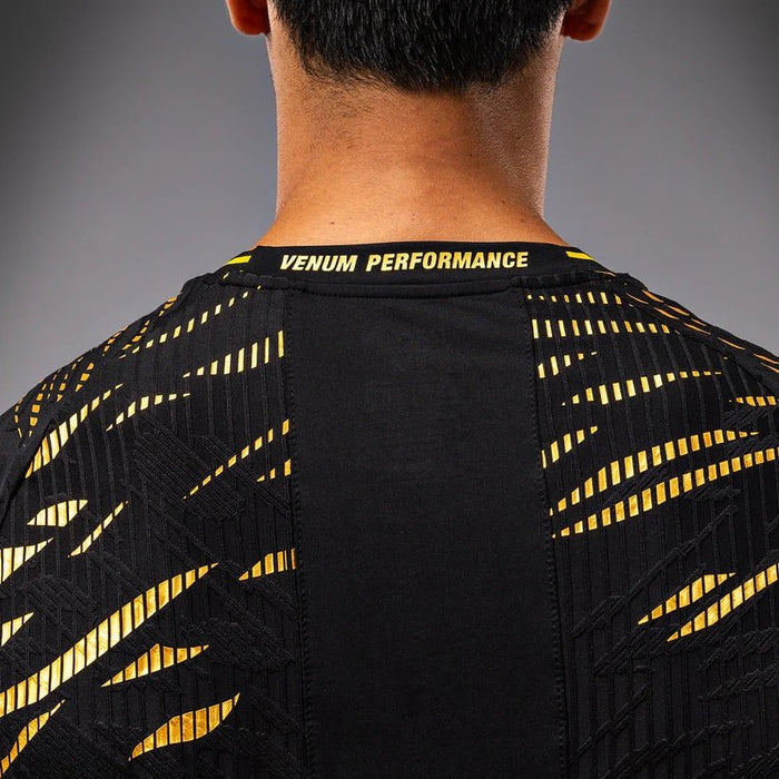 UFC Fusion de Venum Authentic Fight Night Camiseta de salida para hombre - Champion - Quierox - Tienda Online