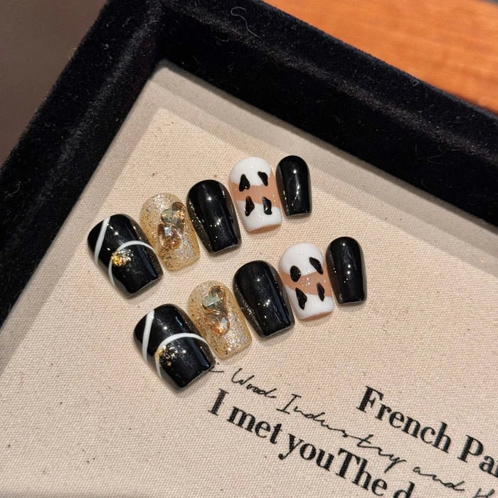 Uñas postizas press on de tipo "French PA" con diseño de nail art en blanco, negro y detalles brillantes - Quierox - Tienda Online