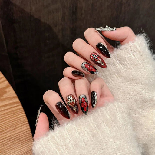 Uñas press on almendradas rojas y negras con estampado de leopardo y diamantes de imitación, hechas a mano - Quierox - Tienda Online