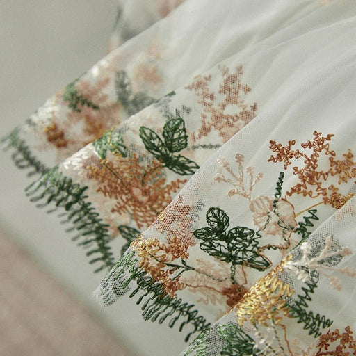 Vestido de bebé niña con bordado floral, punto acanalado y volantes - Quierox - Tienda Online