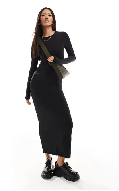 Vestido largo negro de manga larga y corte suave y moldeador de Pull&Bear - Quierox - Tienda Online