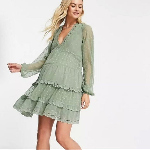 ASOS DESIGN MaternityVestido corto amplio y suave con diseño escalonado - Quierox - Tienda Online