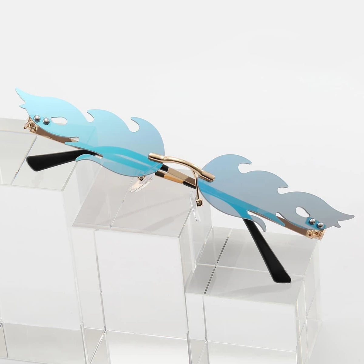 Gafas de moda con diseño de fuego de lentes tintadas — Quierox