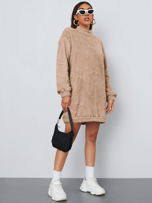 SHEIN EZwear Vestido sudadera teddy de cuello alto - Quierox - Tienda Online